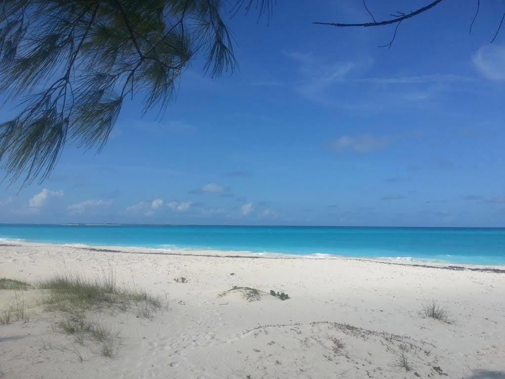Hotel Augusta Bay Bahamas, Exuma George Town Exterior foto